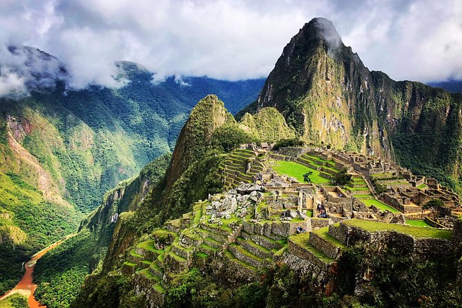 Lares Trek To Machu Picchu 4 Days And 3 Nights - Meeting and Pickup Logistics