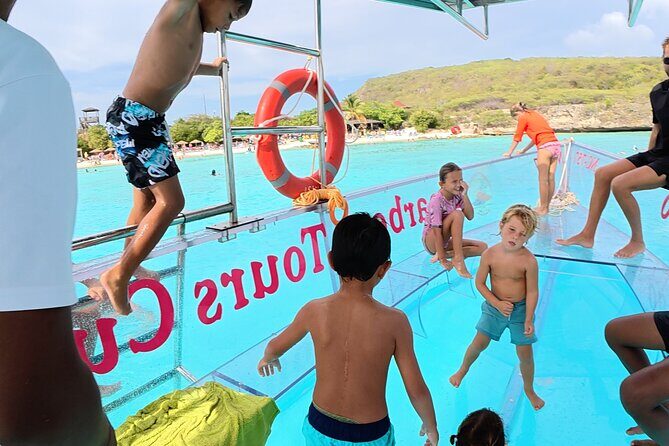 Large Group Private Clearboat Tour - Large Group Private Clearboat Tour in Curaçao: A Deep Dive