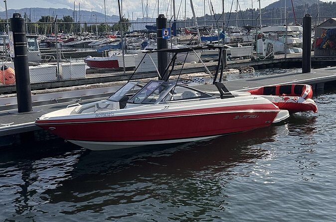 Larson Boat Rental - The Experience in Action