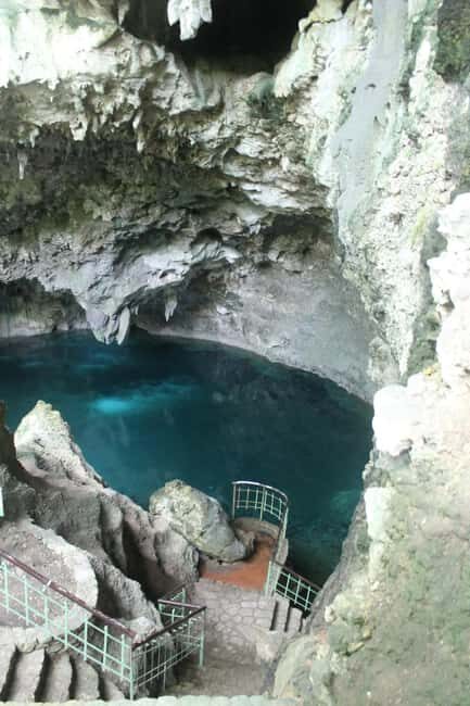 Las Galeras: Private Playa Frontón & Playa Madame Boat Tour - Deep Dive into the Experience