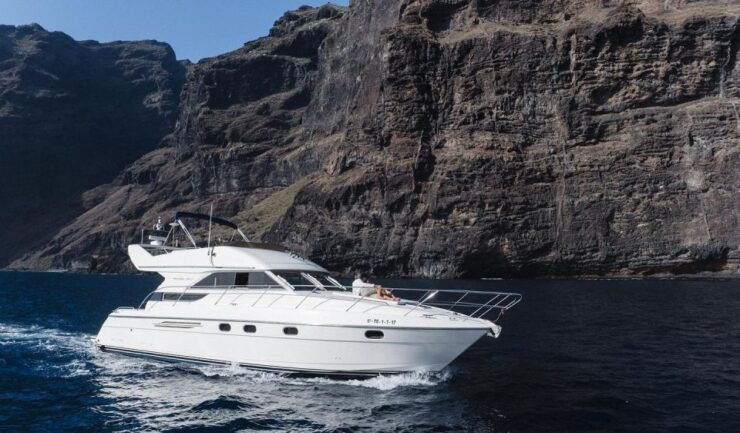 Las Galletas: Private Luxury Yacht Cruise With Lunch - Onboard Experience