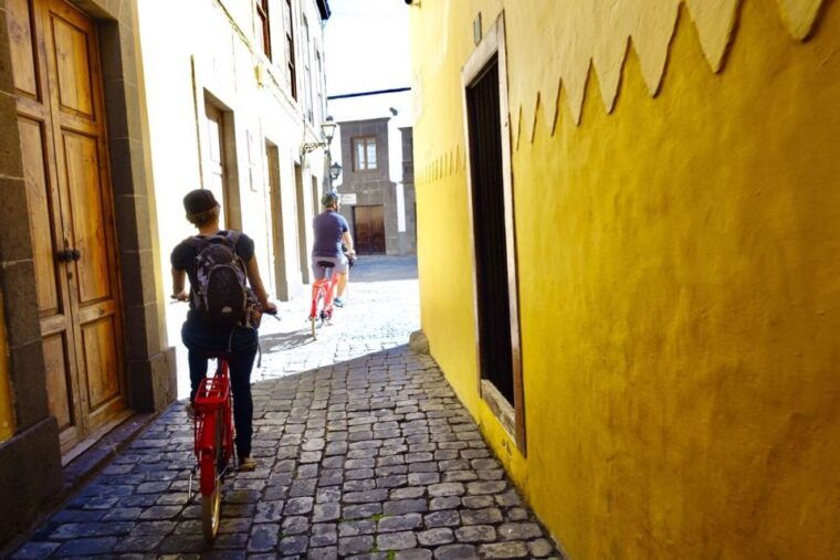 Las Palmas De Gran Canaria: Guided City Tour by Bike - Meeting Point and Directions