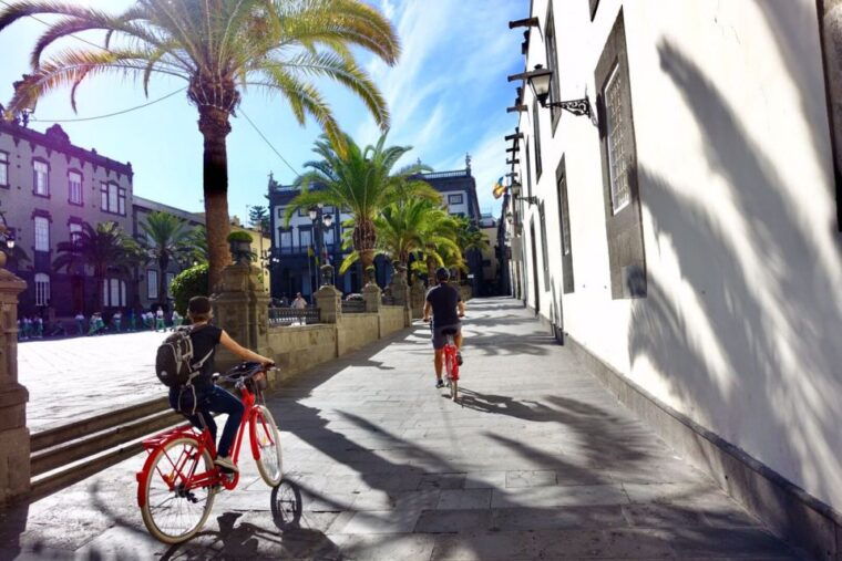 Las Palmas De Gran Canaria: Guided City Tour by Bike - Exploring the Port District and Old Town