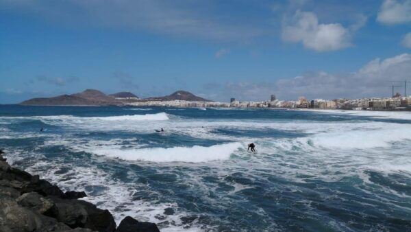 Las Palmas Exploring: Walking Guided City Adventure - Tour Duration and Pace