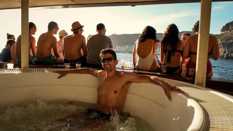 Las Palmas: Volcanic Boat Party - Good To Know