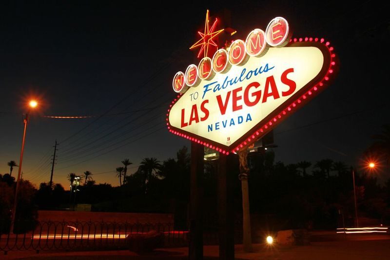 Las Vegas 2-Day National Parks Small Group Adventure - Should you book the Las Vegas two-day parks tour?
