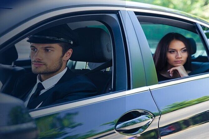 Las Vegas Airport Shuttle & Private Transfers to Hotels - A Closer Look at the Transfer Experience