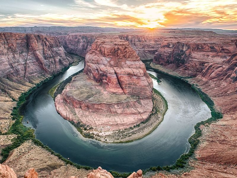 Las Vegas Antelope Canyon Full-Day Guided Tour - Three Page sights in one day