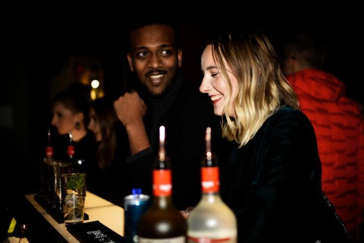 Las Vegas: Bar Crawl With Drinks by Party Bus - Experience Highlights