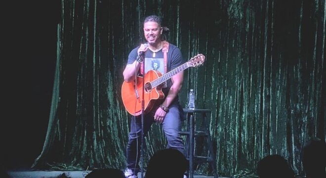 Las Vegas: Big Black Comedy Show With Drink - Reservation Options