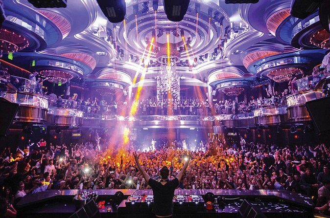 Las Vegas Club Crawl with Party Bus and Free Drinks - FAQ