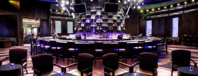 Las Vegas: Club Crawl with Party Bus, Drinks, and Fast Entry - Who Would Enjoy This Tour?