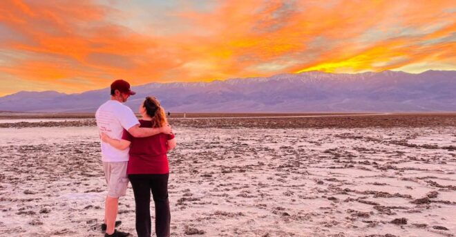 Las Vegas: Death Valley Day Trip W/ Stargazing & Wine Tour - Positive Reviews