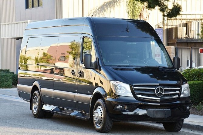Las Vegas Departure Chauffeur Driven Airport Transfer by Executive Sprinter - Service Overview