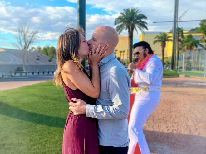 Las Vegas: Elvis Wedding With Las Vegas Sign Photos Included - Client Testimonials and Ratings