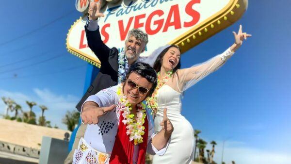 Las Vegas: Elvis Wedding With Las Vegas Sign Photos Included - Personalized Ceremony Options