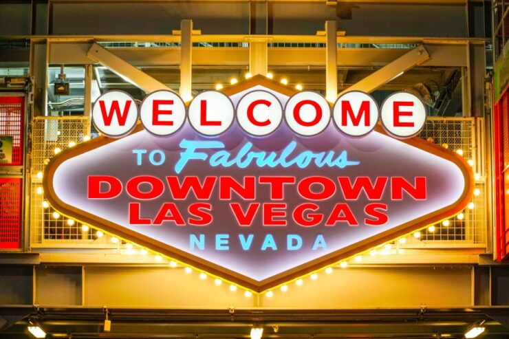 Las Vegas: Fremont Street Experience Walking Tour - Tour Overview