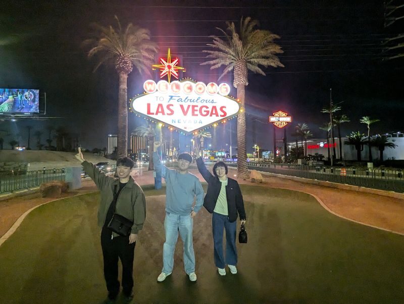 Las Vegas Grand Canyon & Antelope Canyon Small Group Tour - The overnight start sets the pace