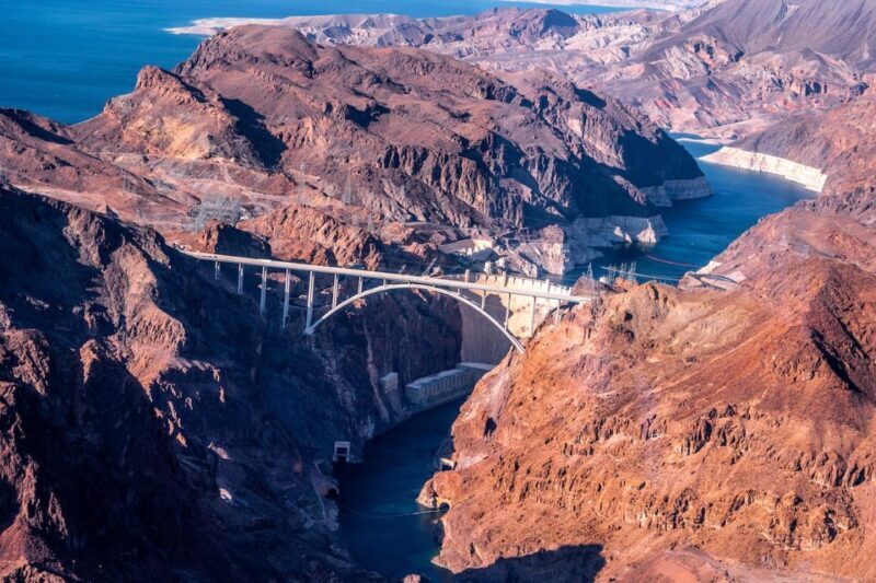 Las Vegas: Grand Canyon West Rim Extended Helicopter Tour - Duration and Group Size