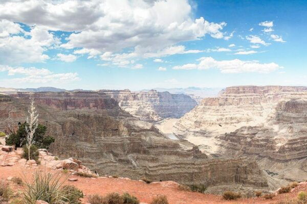 Las Vegas: Grand Canyon West Tour, Lunch & Optional Skywalk - The Sum Up