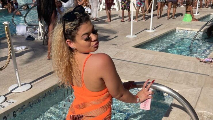 Las Vegas: Hip Hop Pool Crawl With Party Bus Experience - Experience Details