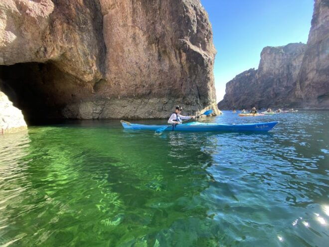 Las Vegas: Hoover Dam and Colorado River Full-Day Kayak Tour - Full Description
