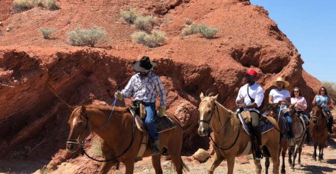 Las Vegas: Horseback Riding With Breakfast - Full Description