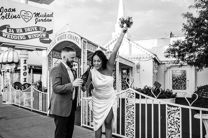 Las Vegas Iconic Photo Shoot: Best Locations & Memories - Locations and Their Charm