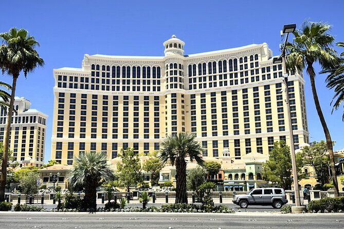 Las Vegas Limo Bus Sightseeing Tour with Iconic Photo Stops - Real Traveler Insights and Practical Tips