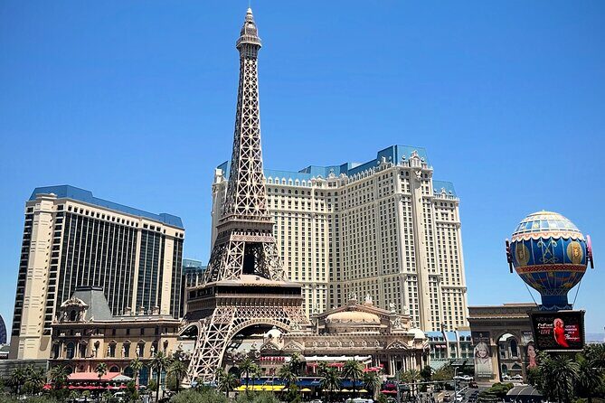 Las Vegas Limo Bus Sightseeing Tour with Iconic Photo Stops - Who Is This Tour Best Suited For?