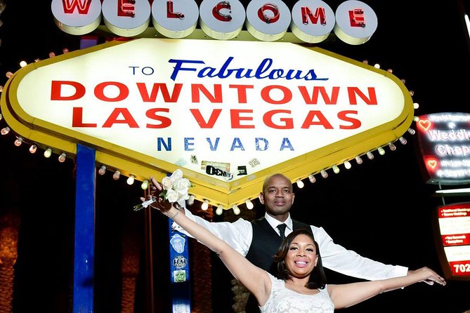 Las Vegas Limousine Wedding Ceremony - Experience Details