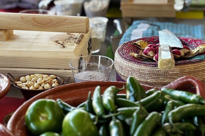 Las Vegas Mexican Salsa & Cooking Experience with Celebrity Chef - FAQ