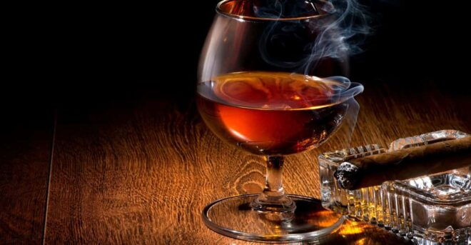 Las Vegas: Mobsters, Casinos, and Speaky Bar Crawl - Meeting Point and Important Information