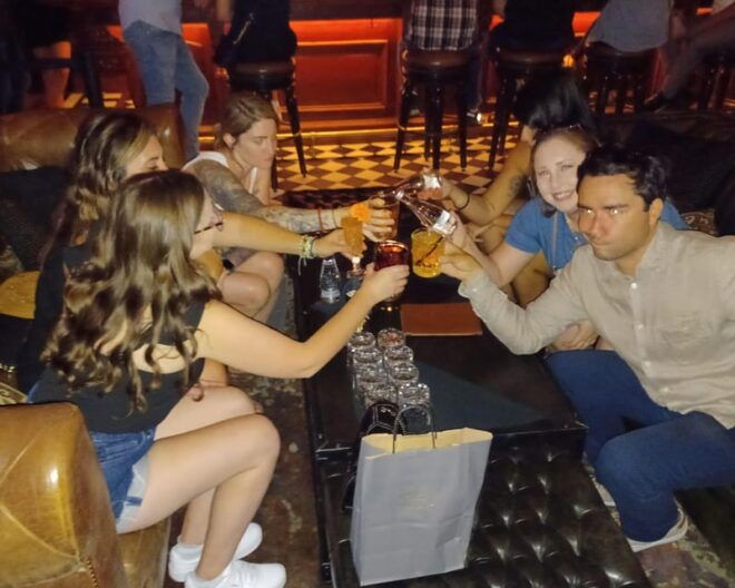 Las Vegas: Must-See Bars - Las Vegas Strip Bar Experience - Meeting Point and The Sum Up