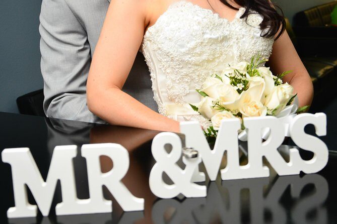 Las Vegas Night Flight Helicopter Wedding Ceremony - The Experience on the Ground: A Personal Touch