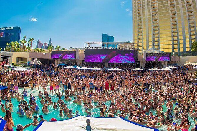 Las Vegas Pool Crawl with Party Bus & Free Drinks - Why This Tour Offers Great Value