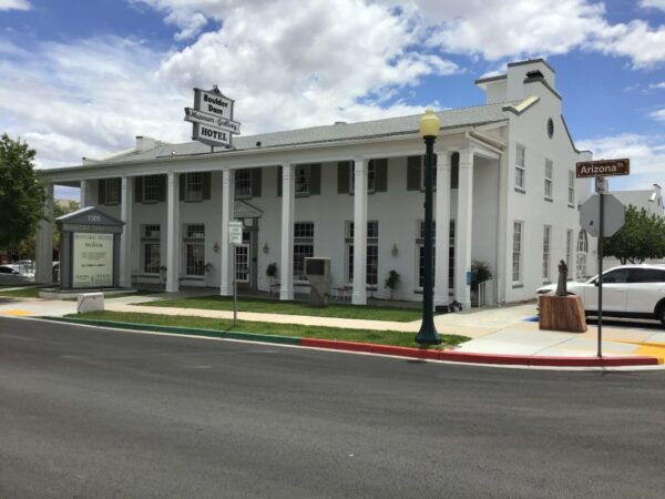 Las Vegas: Private Hoover Dam With Optional Generator Tour - Location and Tour Operator Information