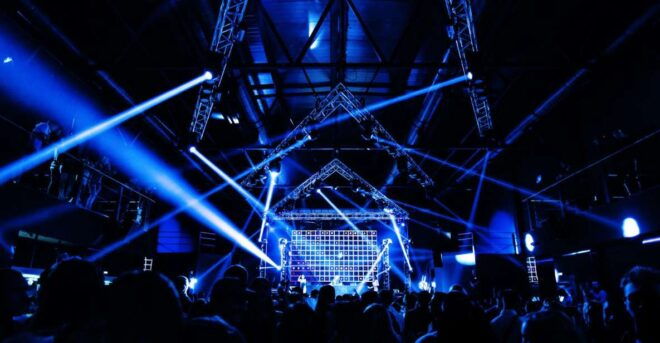 Las Vegas Private Party Bus Club Crawl - Details and Location Information for the Las Vegas Party Bus Club Crawl