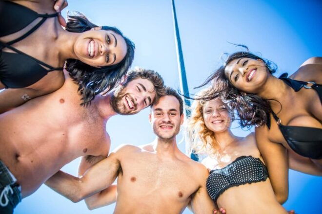 Las Vegas: Private Party Bus Day Club Crawl - The Sum Up