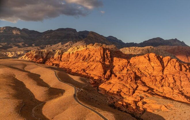 Las Vegas: Red Rock Canyon Helicopter Landing Tour - Customer Reviews