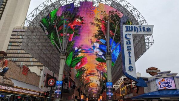 Las Vegas: Self-Guided Scavenger Hunt Walking Tour - The Sum Up