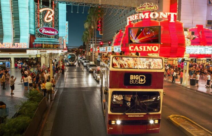 Las Vegas: Sightseeing Night Tour by Open-top Bus - English-Speaking Driver and Starting Times