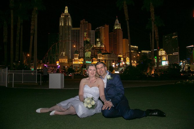 Las Vegas Sign Wedding and Rolls Royce Photo Tour Combo - Package Inclusions