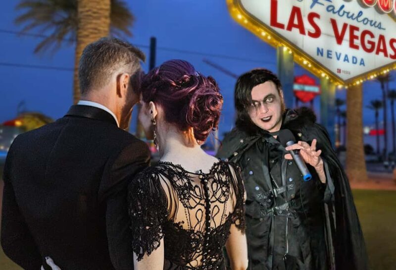 Las Vegas: Traditional or Theme Vegas Sign Wedding/Renewal - What Past Guests Say