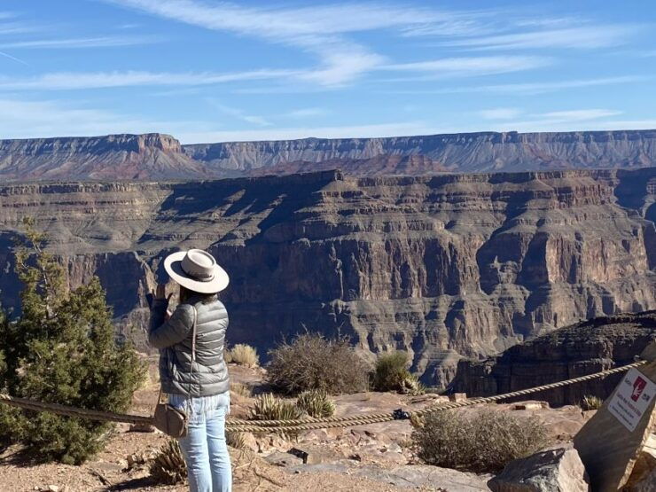 Las Vegas: Transfer To and From Grand Canyon West - Transfer Options Available