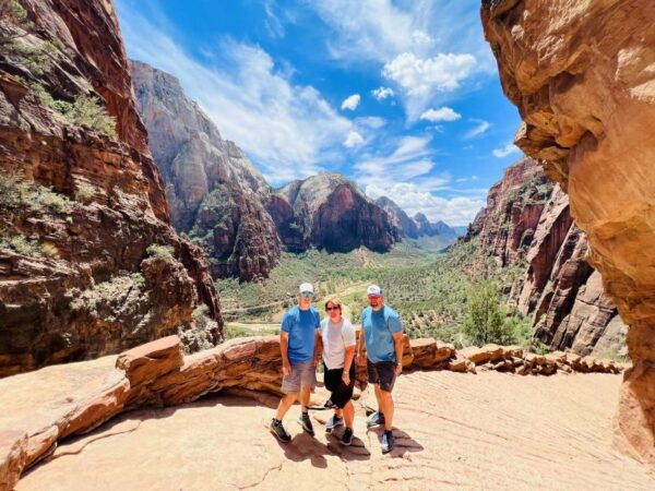 Las Vegas: VIP Guided Photography & Hiking Tour of Zion National Park - The Sum Up
