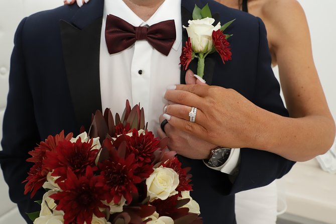 Las Vegas Wedding at Paradise Wedding Chapel - Common Questions