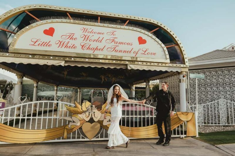 Las Vegas: Wedding Chapel Photography Session - Good To Know