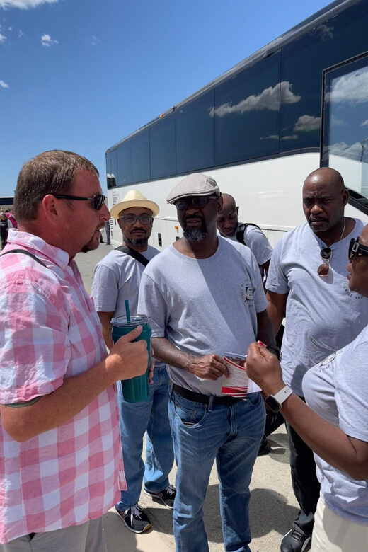 Las Vegas: Zion & Bryce Canyon, Antelope Canyon 2-day Tour - Transportation and Group Size