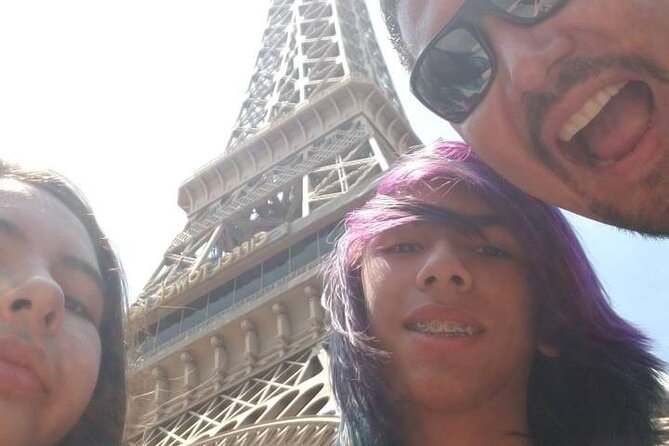 Las Vegas Zombie Scavenger Hunt - Scavenge Amongst Zombies